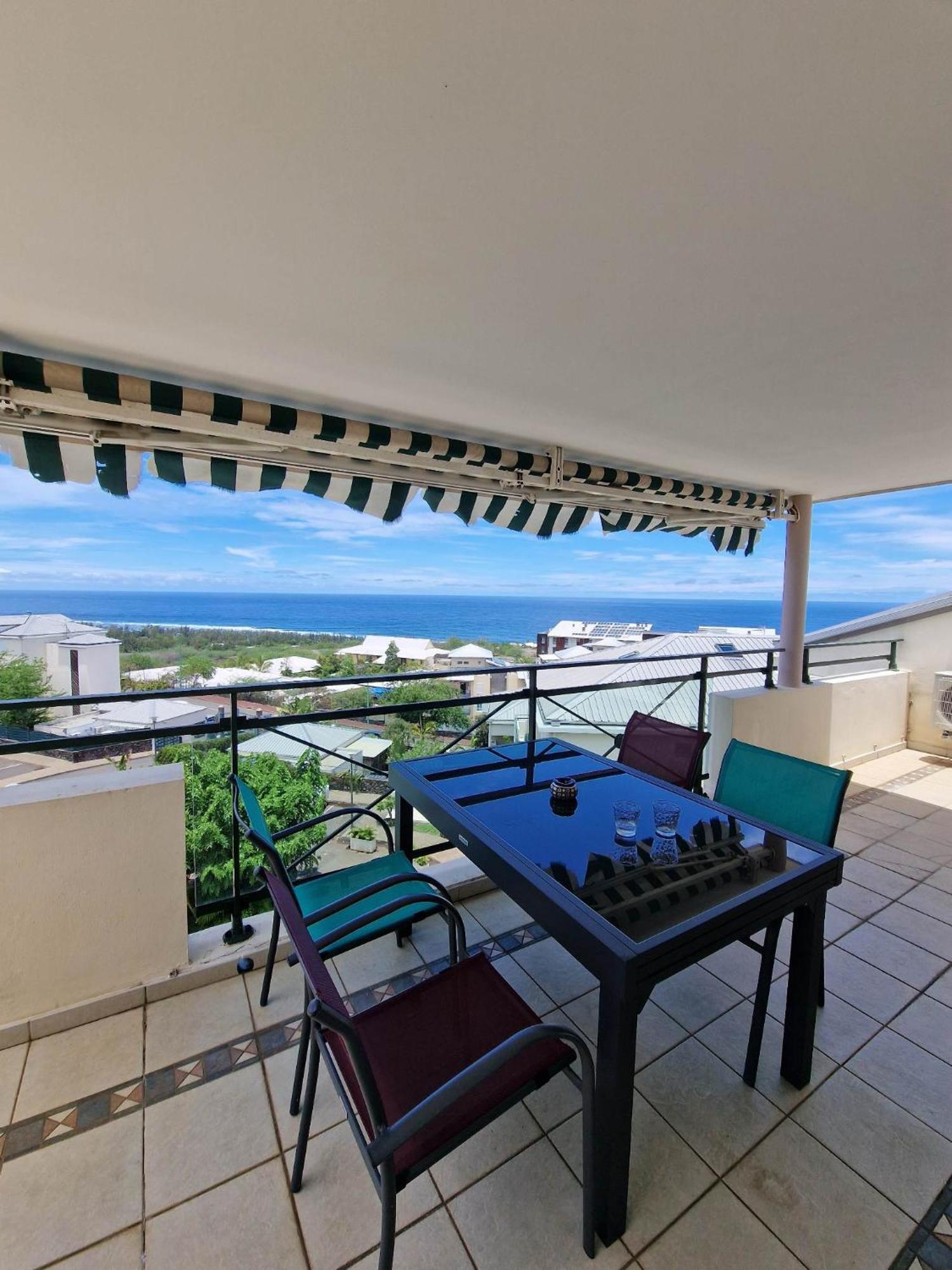 Appartement Villa Sur Le Toit, Vue Mer Saint-Gilles-les Bains Kültér fotó