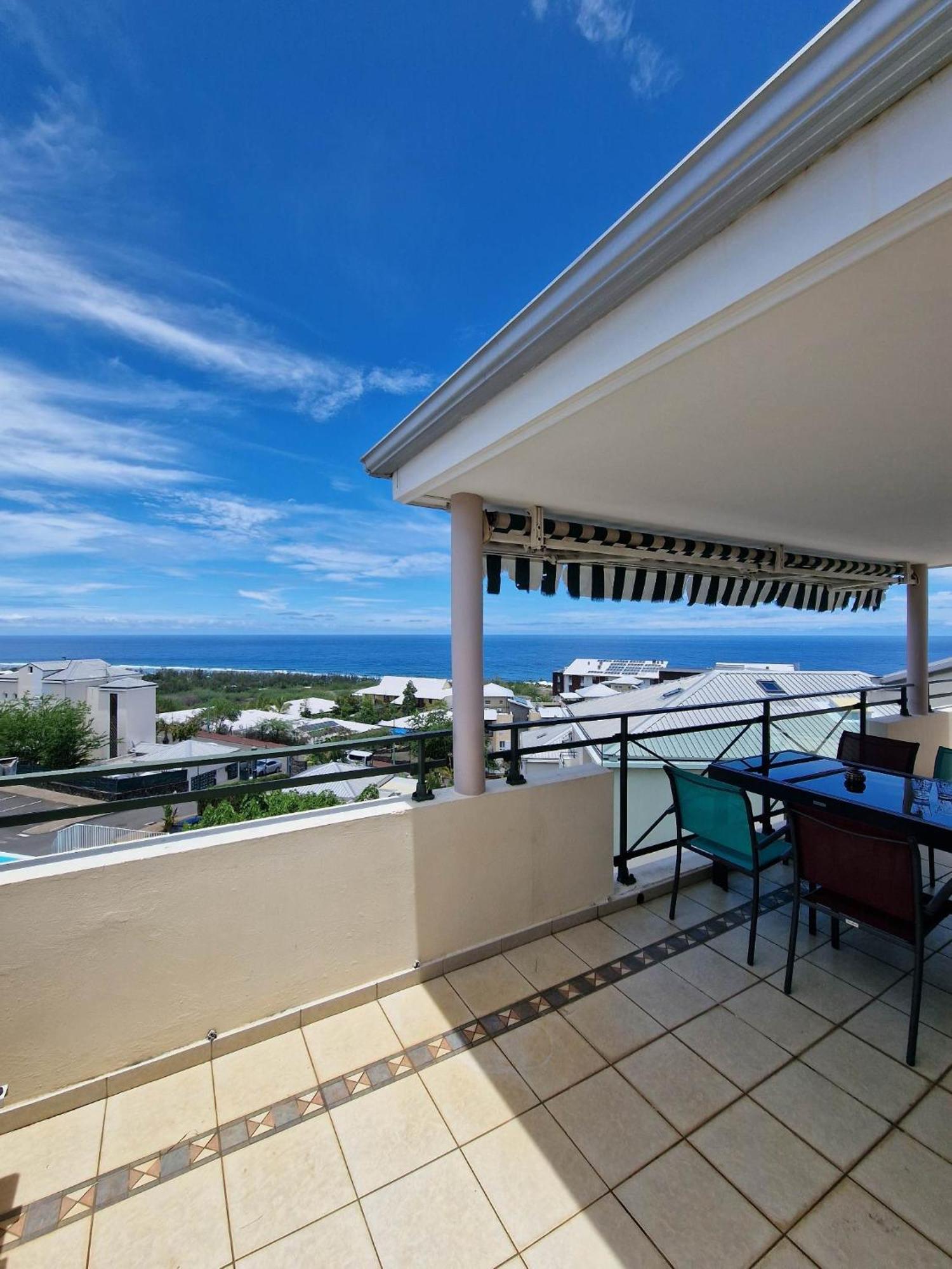 Appartement Villa Sur Le Toit, Vue Mer Saint-Gilles-les Bains Kültér fotó